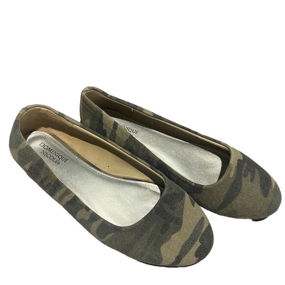 Dominique Nicole size 8.5 medium like new camp side ones see pics - Picture 1 of 2